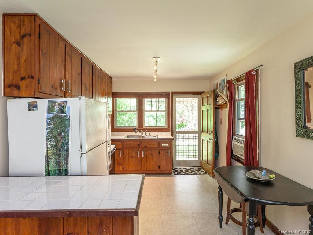 71 Linden Street Arden NC 28704