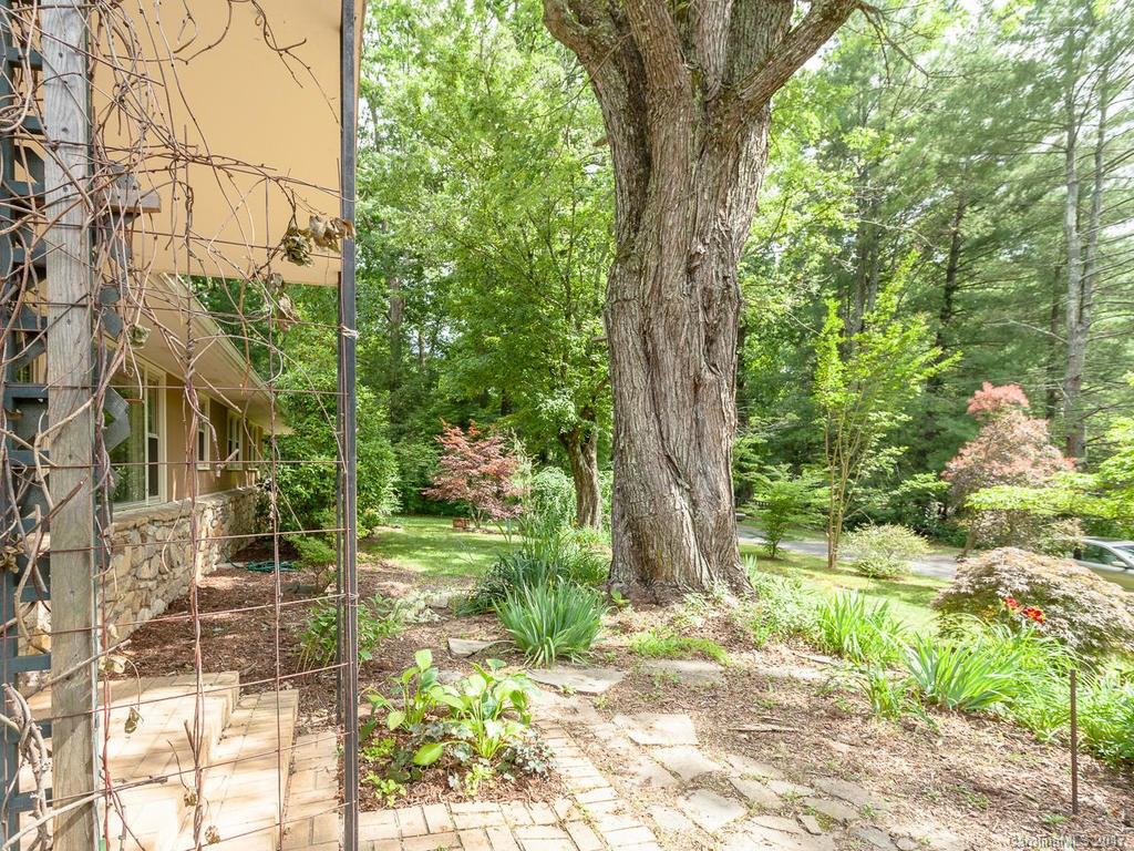 71 Linden Street Arden NC 28704