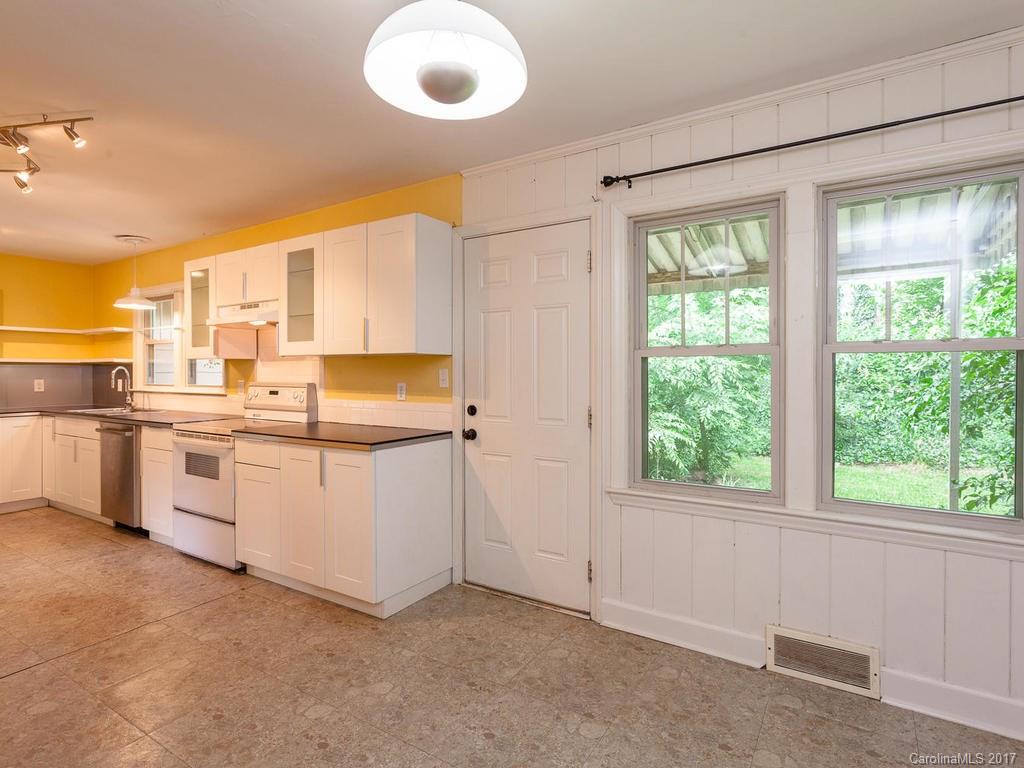 71 Linden Street Arden NC 28704