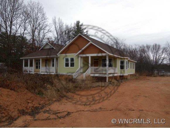 11 Myra Place Asheville NC 28806
