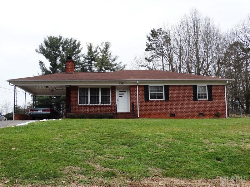 249 7th Street SE Hickory NC 28602