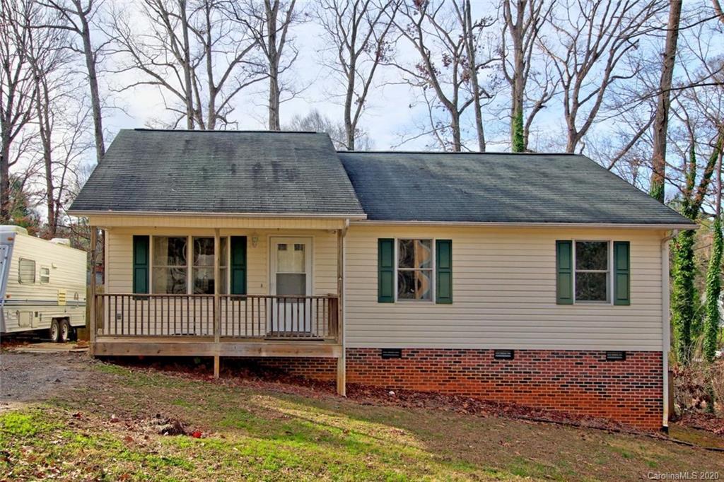 761 N Miller Avenue Statesville NC 28677