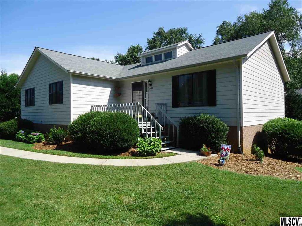 1952 19th Avenue Circle NE Hickory NC 28601