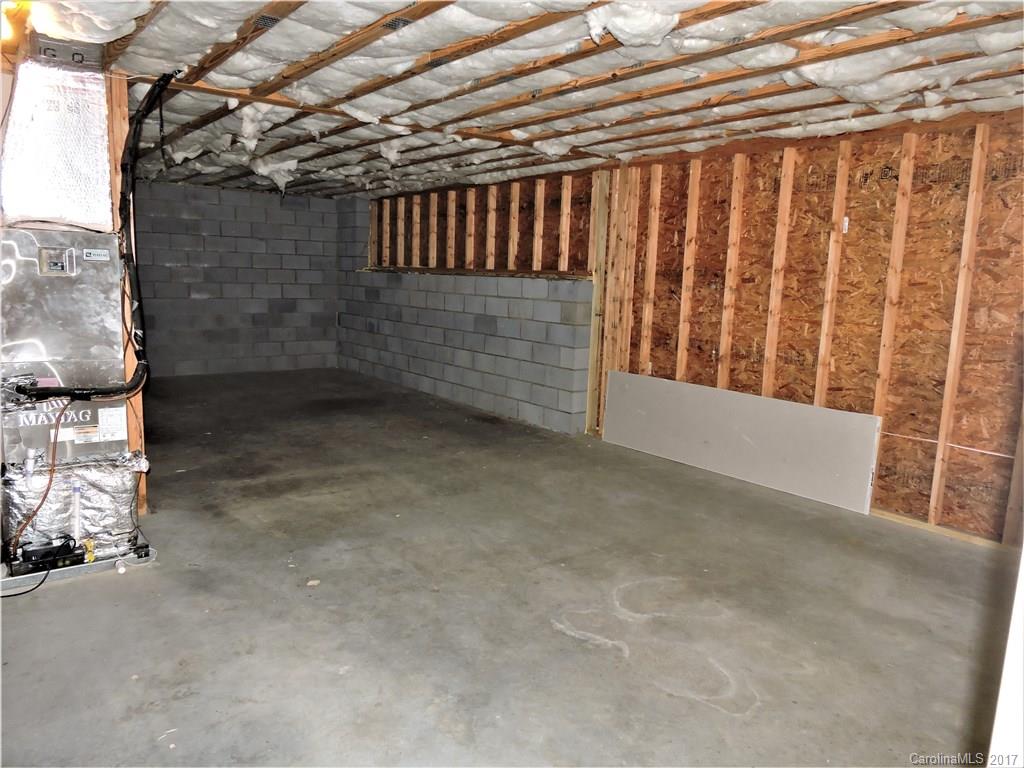 22 Birdsong Lane Candler NC 28715