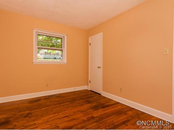 8 Melody Lane Asheville NC 28803
