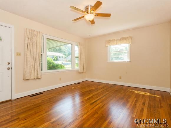 8 Melody Lane Asheville NC 28803