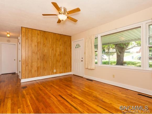 8 Melody Lane Asheville NC 28803