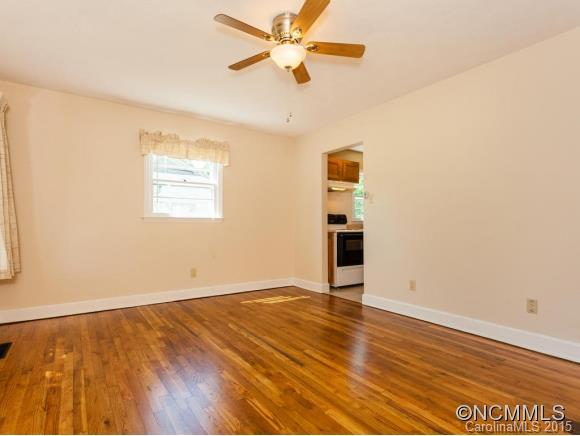 8 Melody Lane Asheville NC 28803