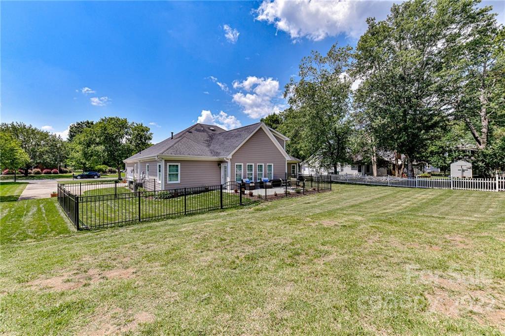 4831 Truscott Road Charlotte NC 28226