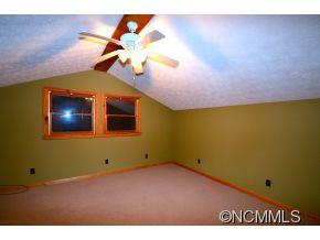 314 Cold Spring Road Burnsville NC 28714
