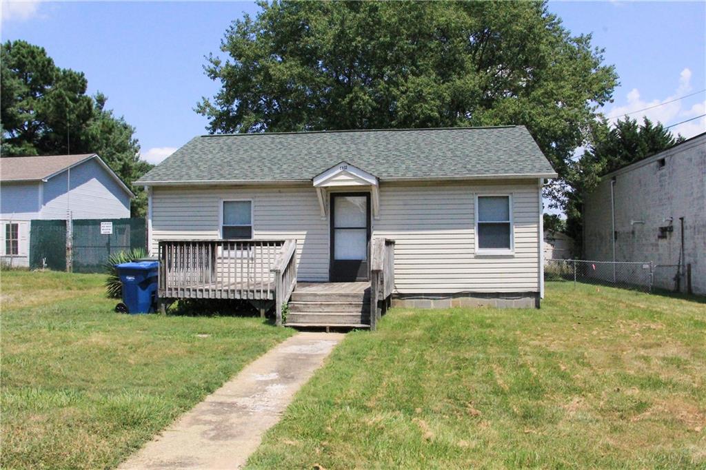 1812 16th Street Ne Hickory NC 28601