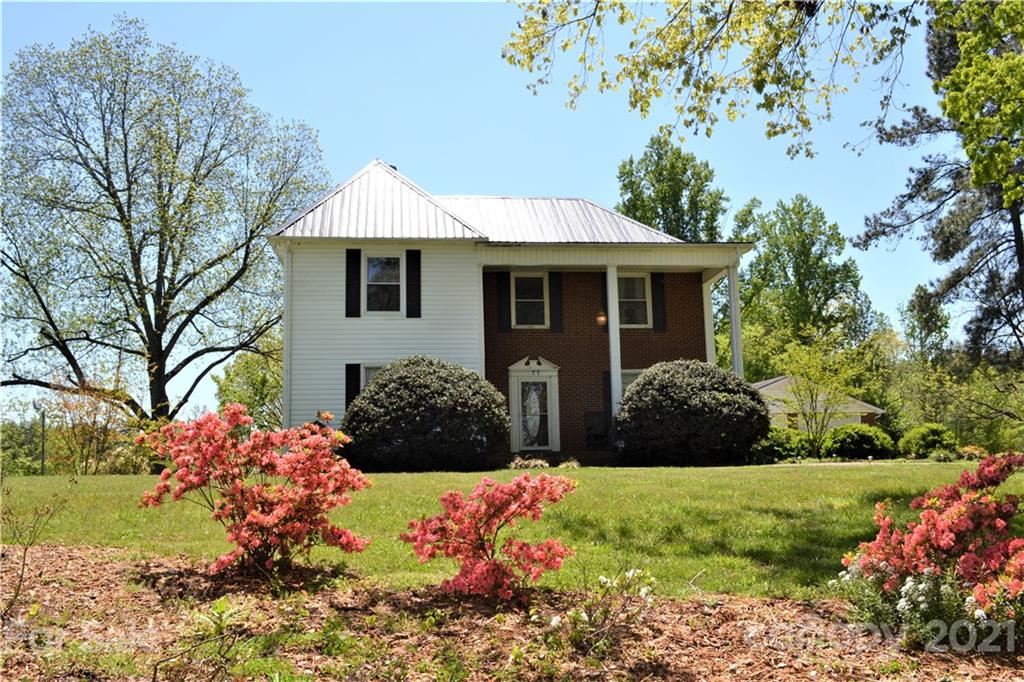 77 Hennessee Street Morganton NC 28655
