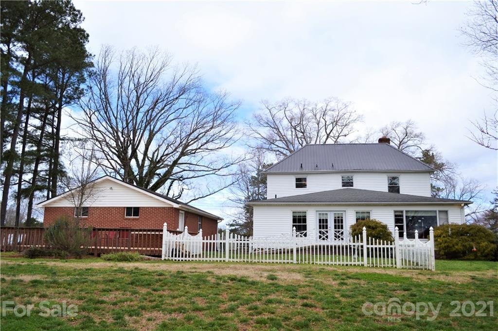 77 Hennessee Street Morganton NC 28655
