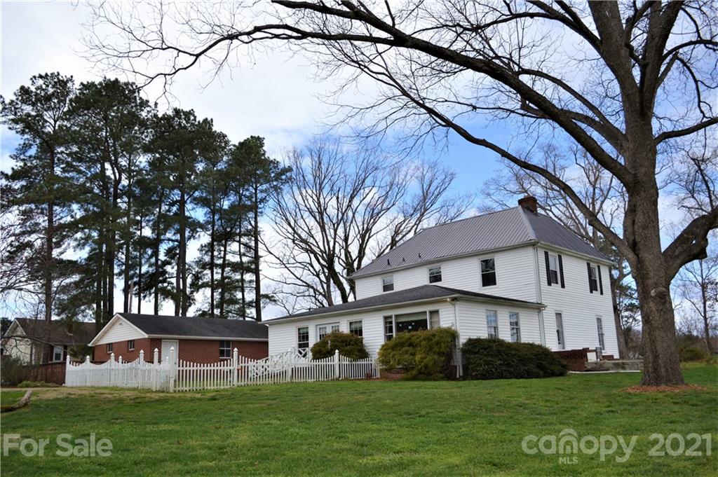 77 Hennessee Street Morganton NC 28655