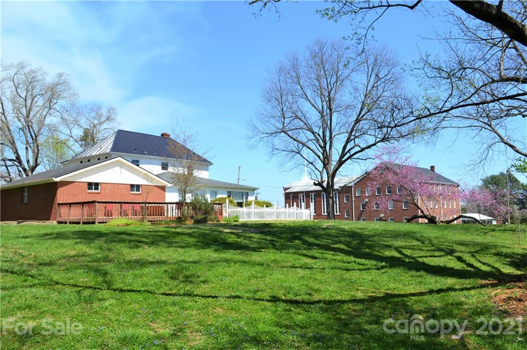 77 Hennessee Street Morganton NC 28655