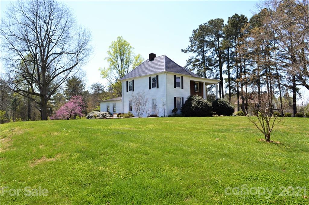 77 Hennessee Street Morganton NC 28655