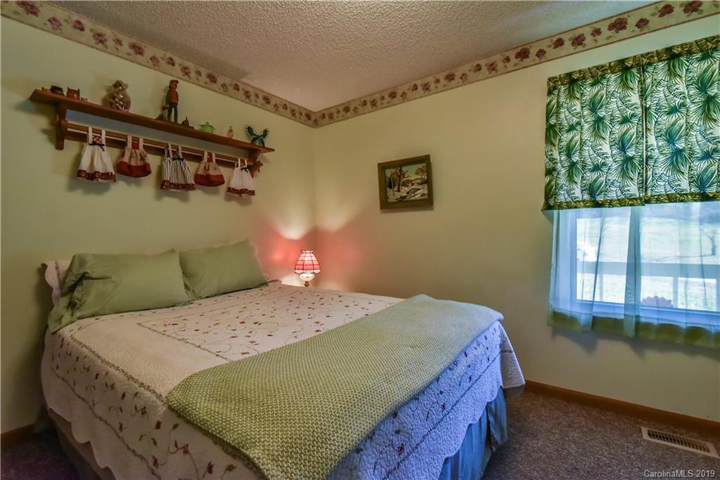 134 Terrace Drive Weaverville NC 28787