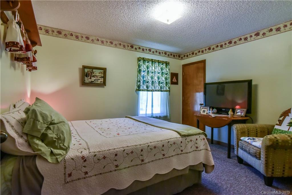 134 Terrace Drive Weaverville NC 28787