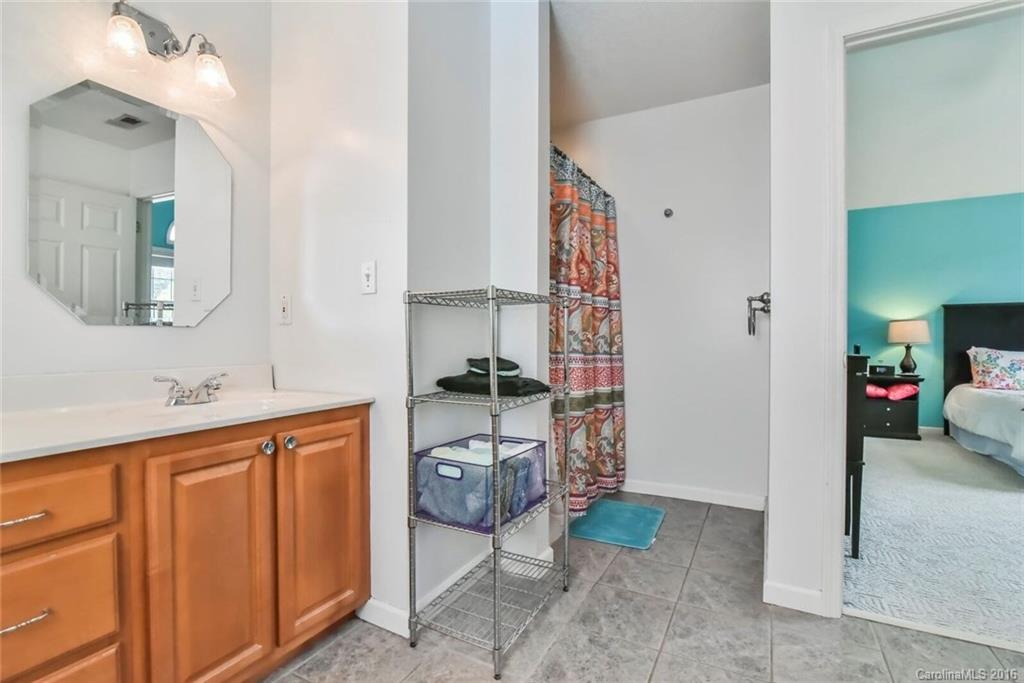 10 Apple Tree Way Asheville NC 28805