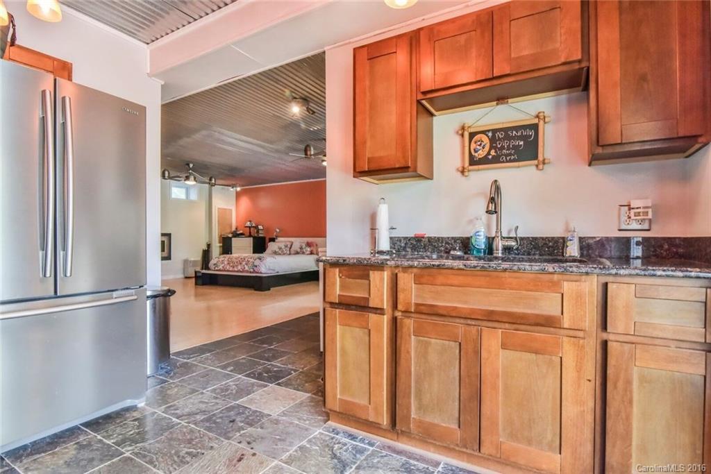 10 Apple Tree Way Asheville NC 28805