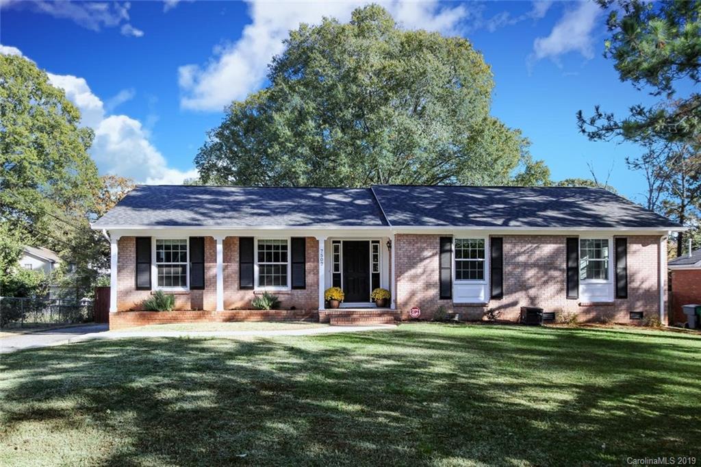 7507 Thorncliff Drive Charlotte NC 28210