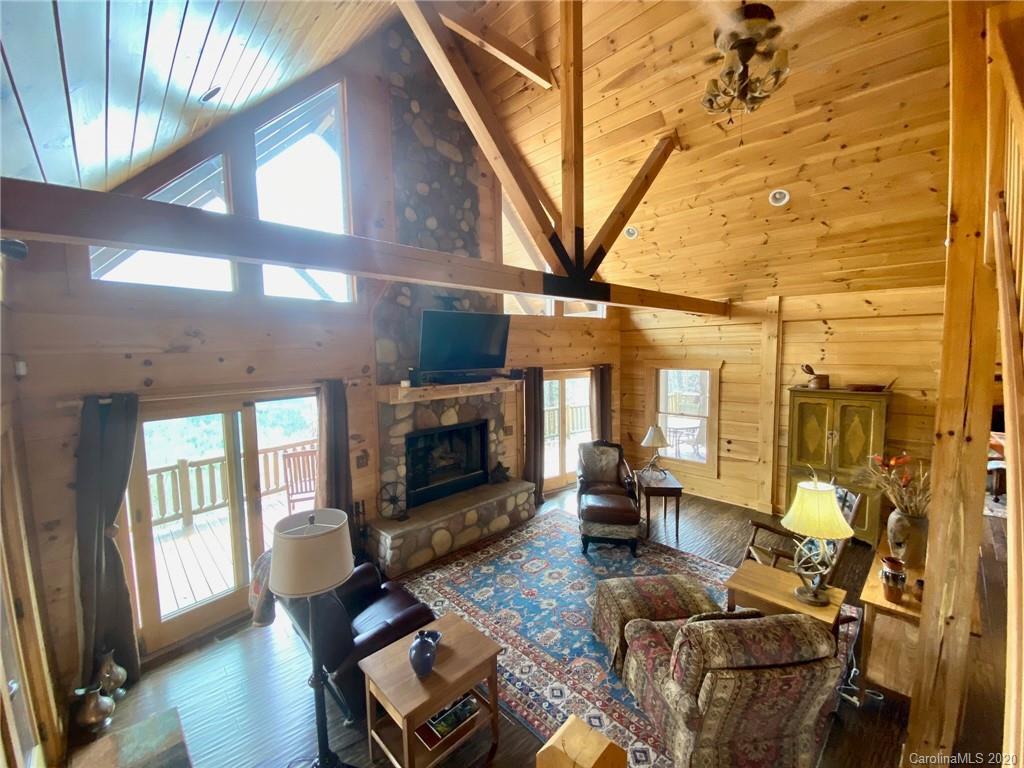 1709 Grandview Peaks Drive Nebo NC 28761