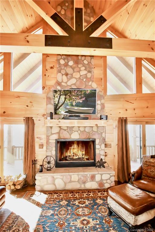 1709 Grandview Peaks Drive Nebo NC 28761