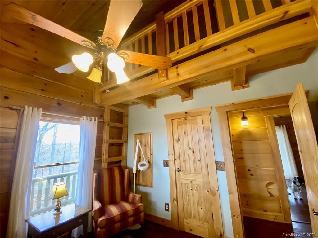 1709 Grandview Peaks Drive Nebo NC 28761