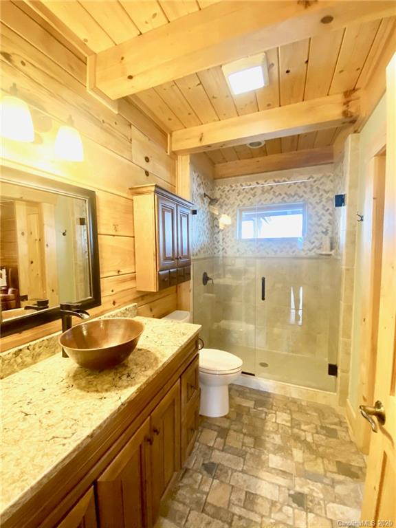 1709 Grandview Peaks Drive Nebo NC 28761