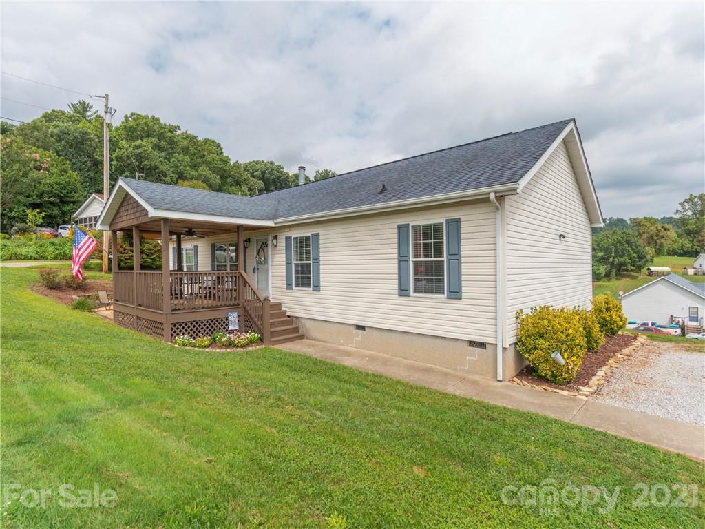 94 Fowler Mountain Road Candler NC 28715