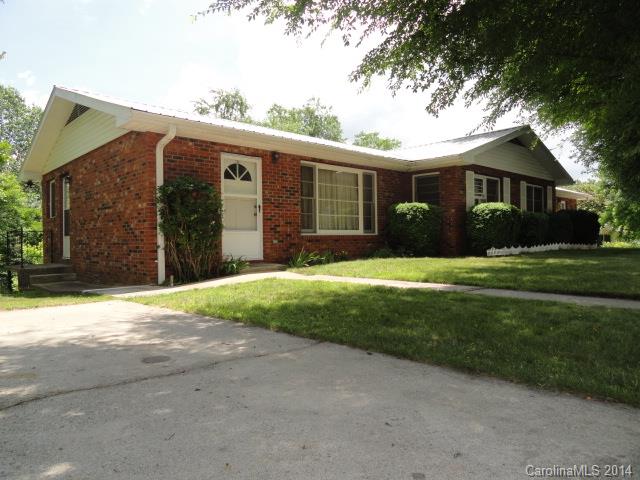 220 Allman Drive Franklin NC 28734