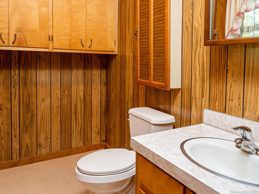83 Harris Road Fairview NC 28730