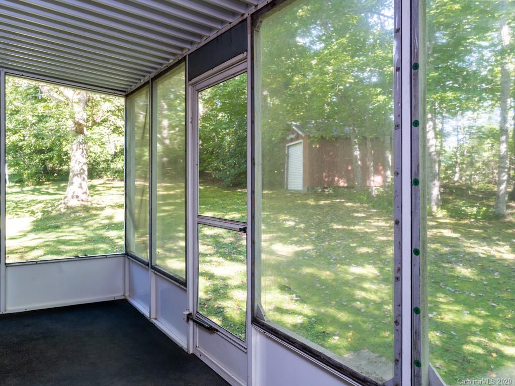 83 Harris Road Fairview NC 28730