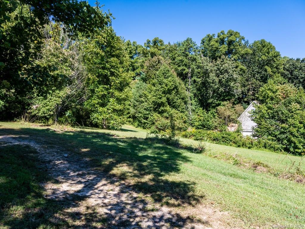 83 Harris Road Fairview NC 28730