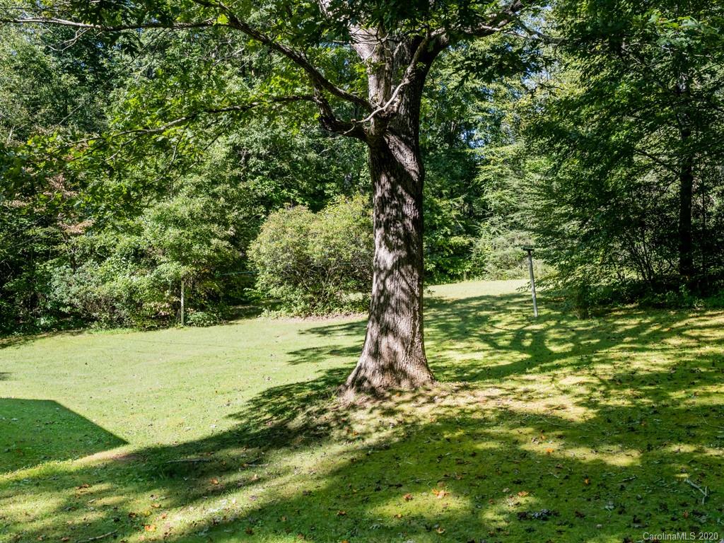 83 Harris Road Fairview NC 28730