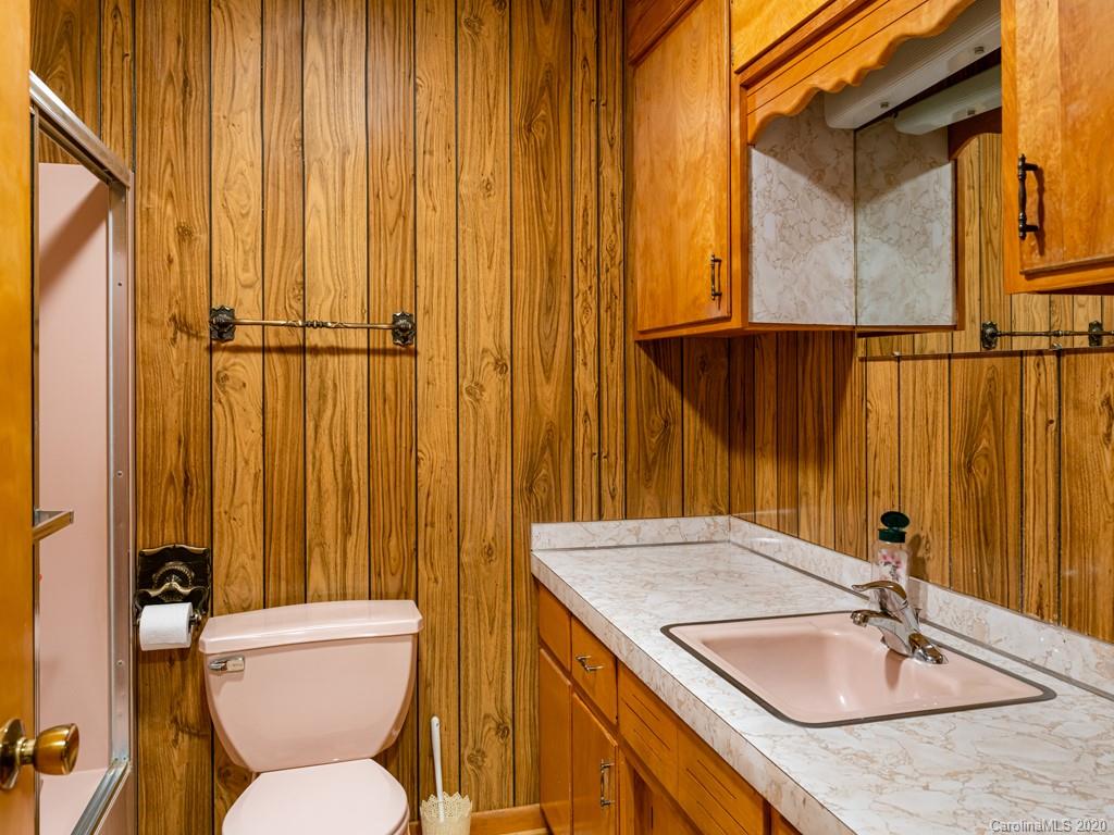 83 Harris Road Fairview NC 28730