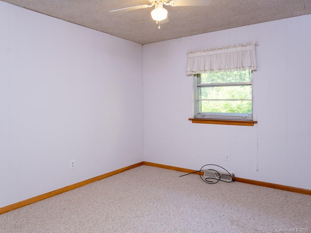 83 Harris Road Fairview NC 28730