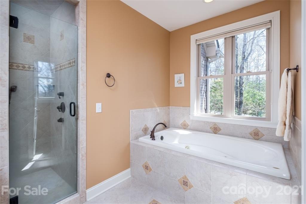 40 Ulvda Court Brevard NC 28712