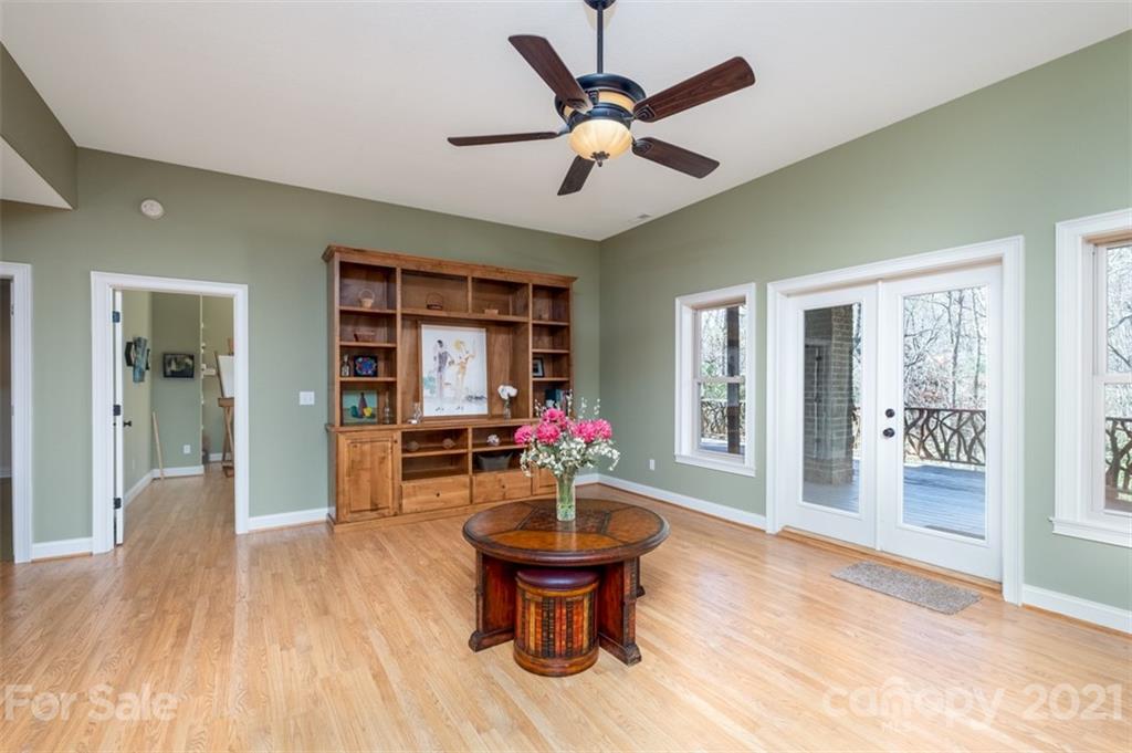 40 Ulvda Court Brevard NC 28712