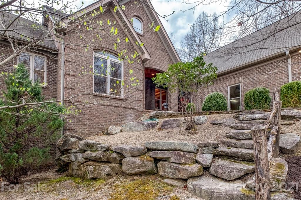 40 Ulvda Court Brevard NC 28712