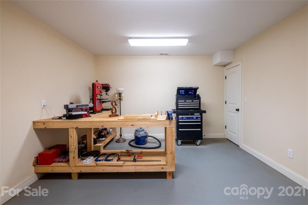 40 Ulvda Court Brevard NC 28712