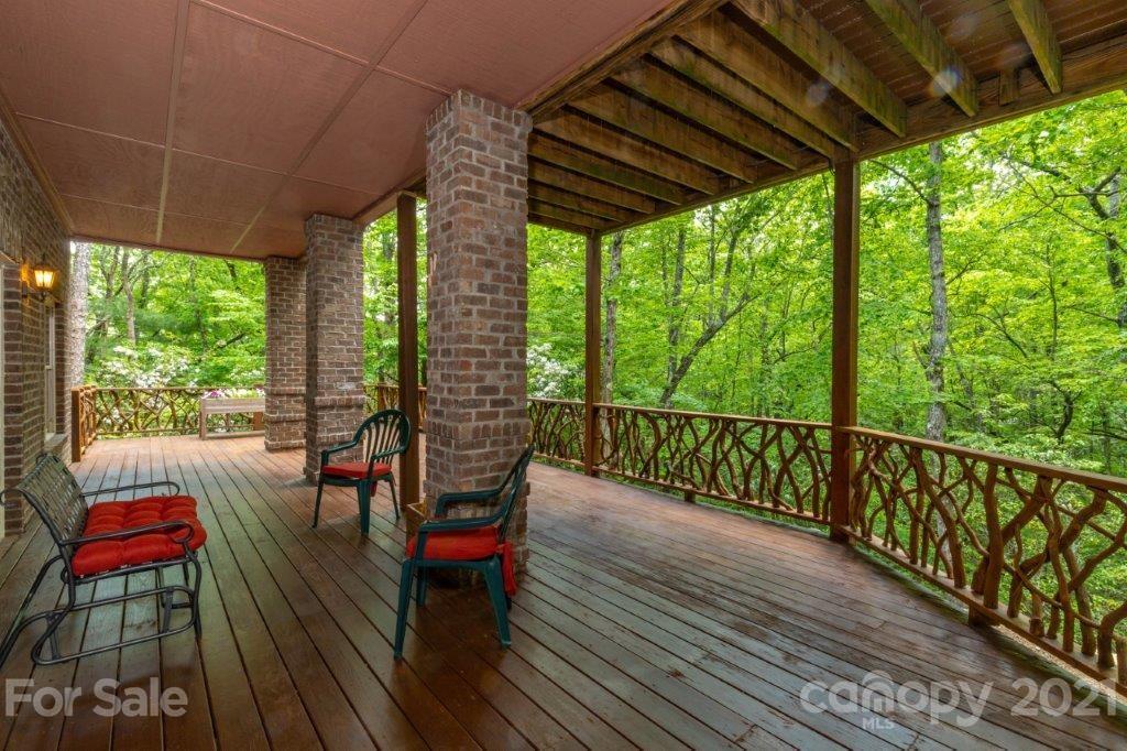40 Ulvda Court Brevard NC 28712