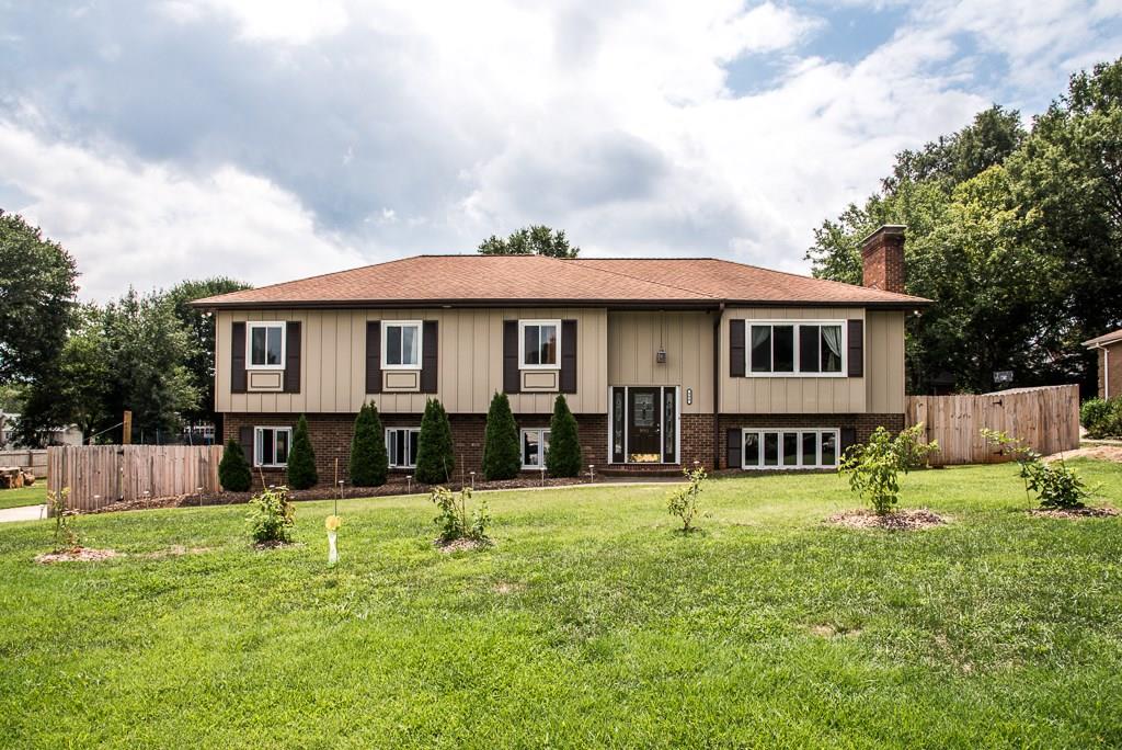 990 37th Avenue Ne Hickory NC 28601