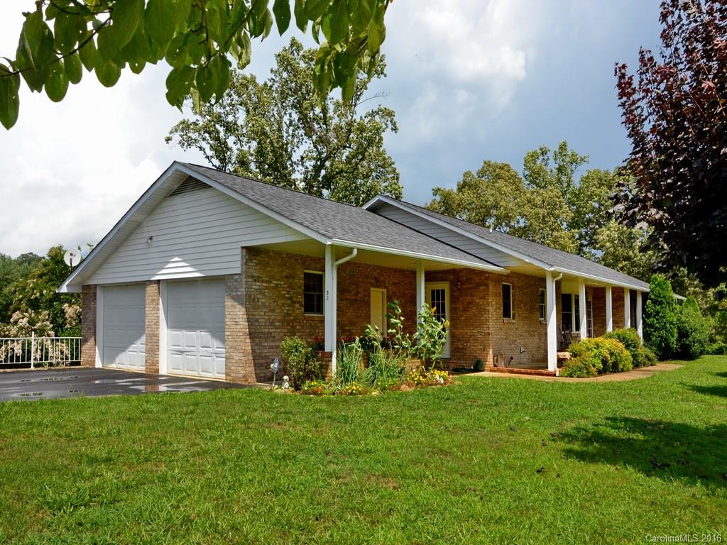 32 Bobwhite Hill Leicester NC 28748