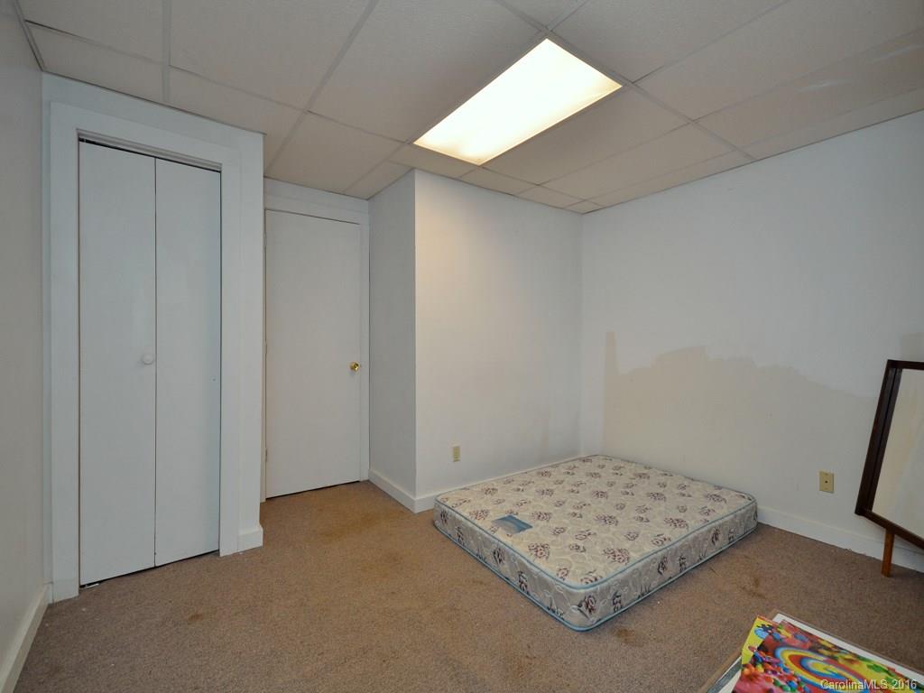 32 Bobwhite Hill Leicester NC 28748