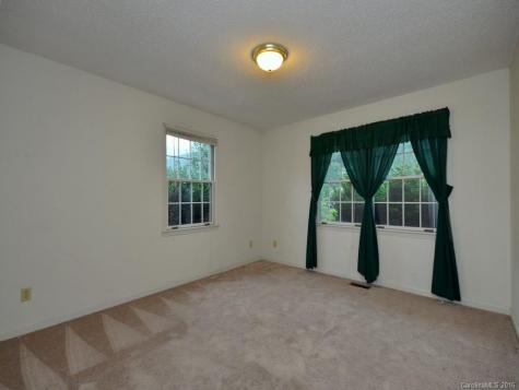32 Bobwhite Hill Leicester NC 28748