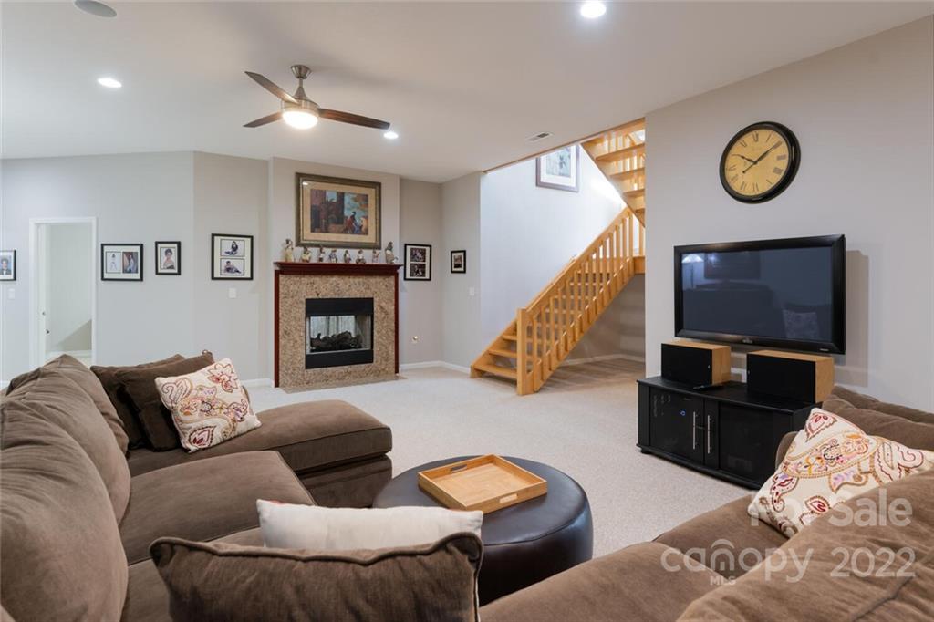 48 Rilandwell Drive Fletcher NC 28732
