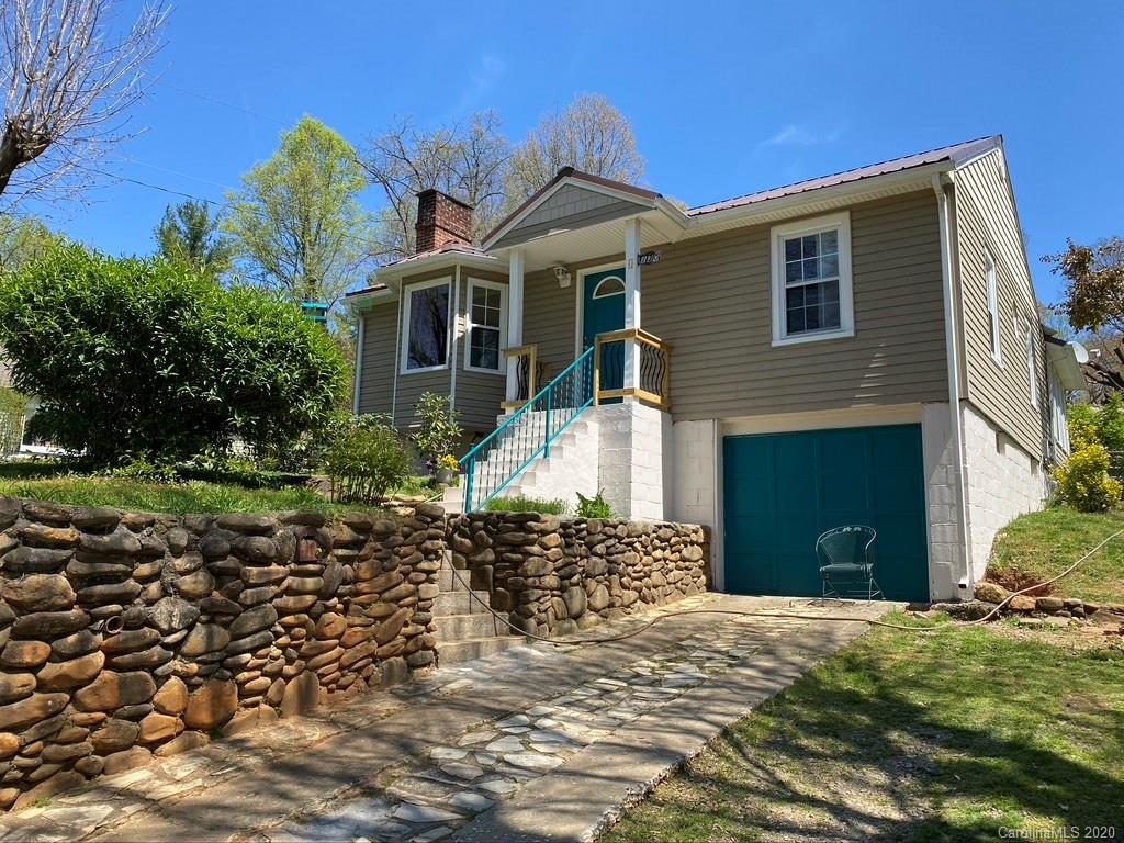130 Rumbough Place Asheville NC 28806