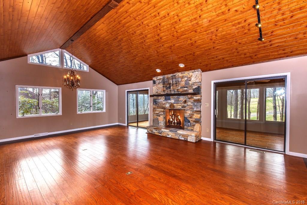 189 Sedi Lane Brevard NC 28712