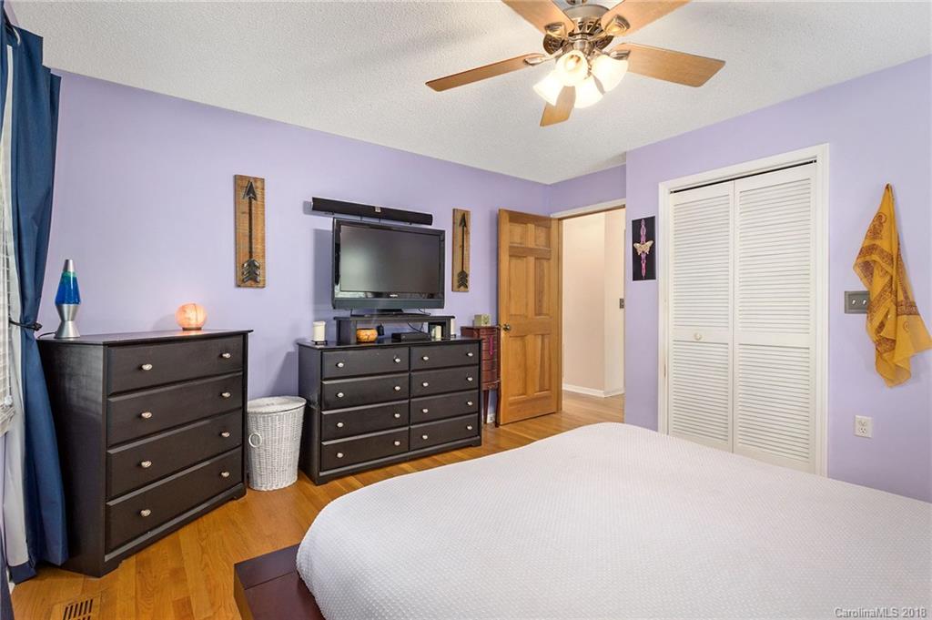 12 Alexander Chapel Drive Asheville NC 28804